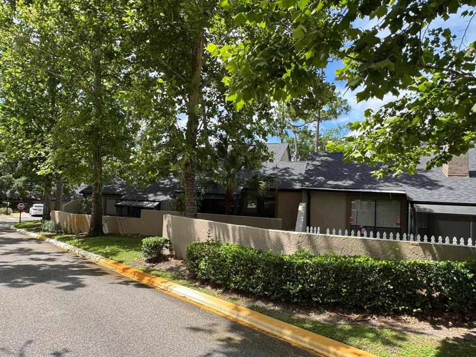 For Sale: $245,000 (2 beds, 2 baths, 1199 Square Feet)