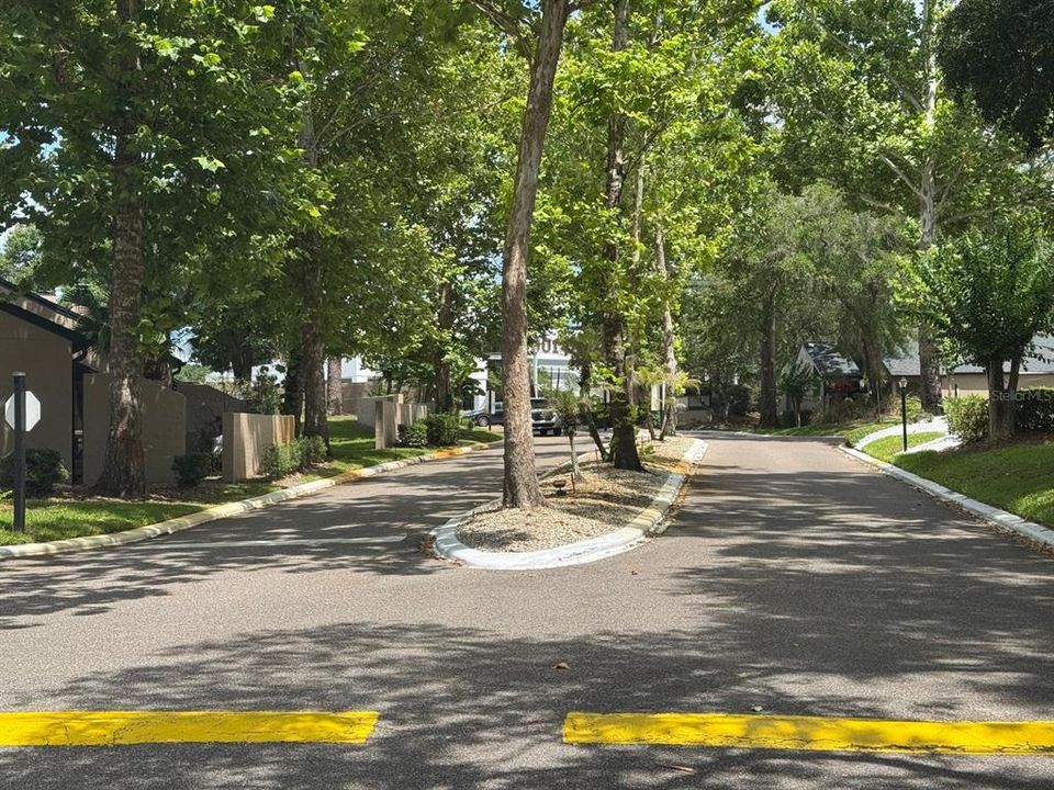 For Sale: $245,000 (2 beds, 2 baths, 1199 Square Feet)