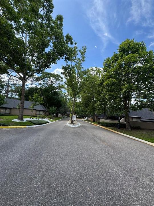 For Sale: $245,000 (2 beds, 2 baths, 1199 Square Feet)