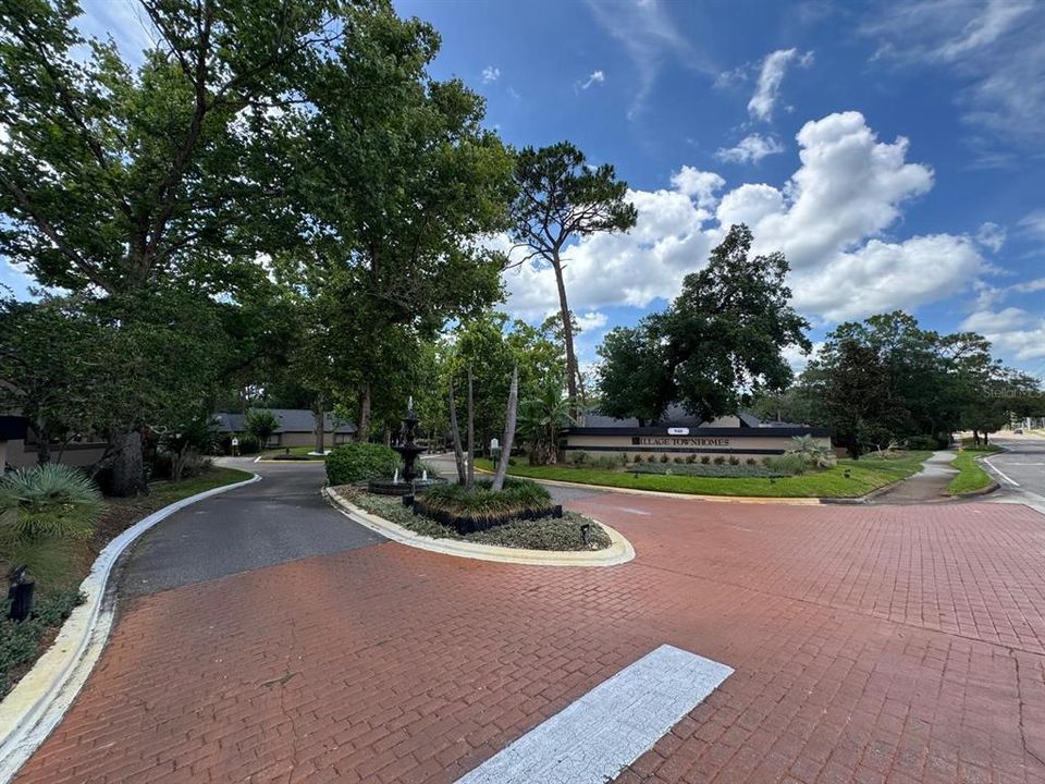 For Sale: $245,000 (2 beds, 2 baths, 1199 Square Feet)
