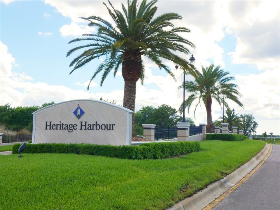 For Sale: $1,200,000 (5 beds, 3 baths, 2929 Square Feet)