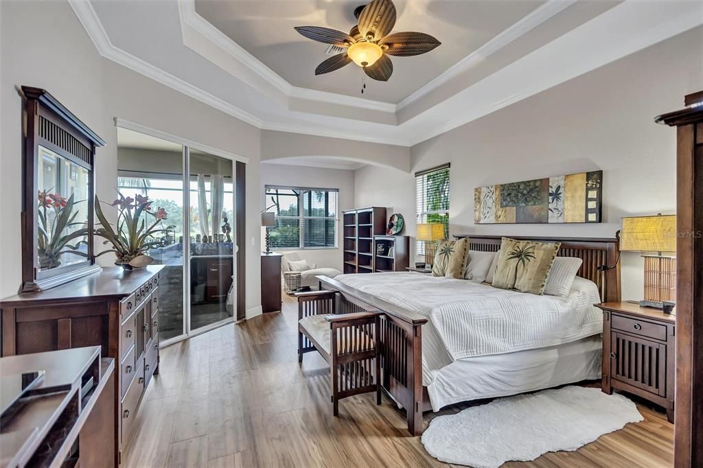 For Sale: $1,200,000 (5 beds, 3 baths, 2929 Square Feet)