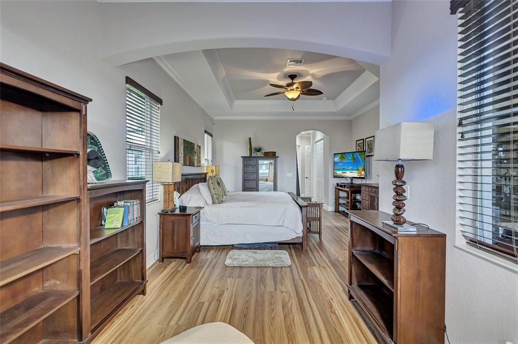 For Sale: $1,200,000 (5 beds, 3 baths, 2929 Square Feet)