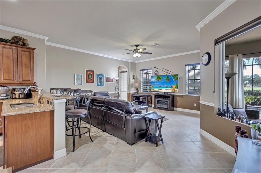 For Sale: $1,200,000 (5 beds, 3 baths, 2929 Square Feet)