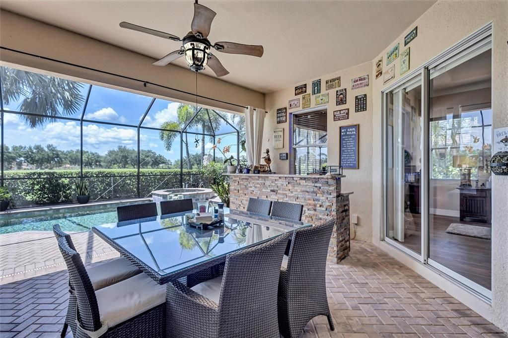 For Sale: $1,200,000 (5 beds, 3 baths, 2929 Square Feet)