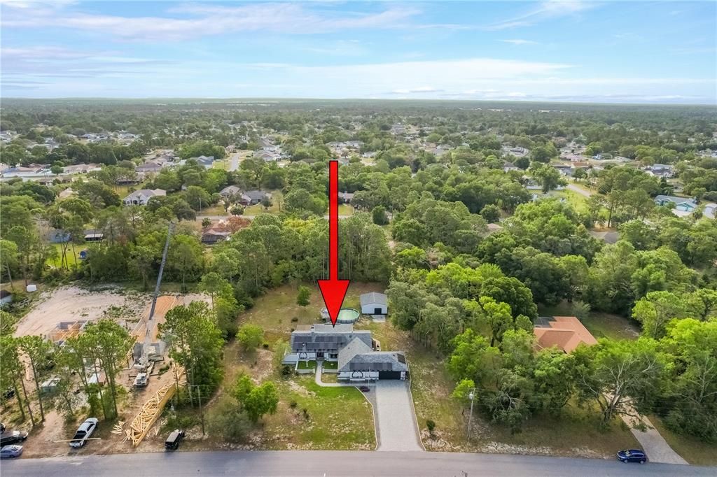 En Venta: $575,000 (3 camas, 3 baños, 2450 Pies cuadrados)
