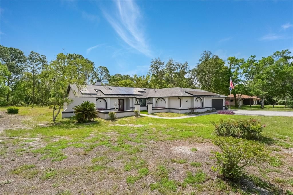 En Venta: $575,000 (3 camas, 3 baños, 2450 Pies cuadrados)