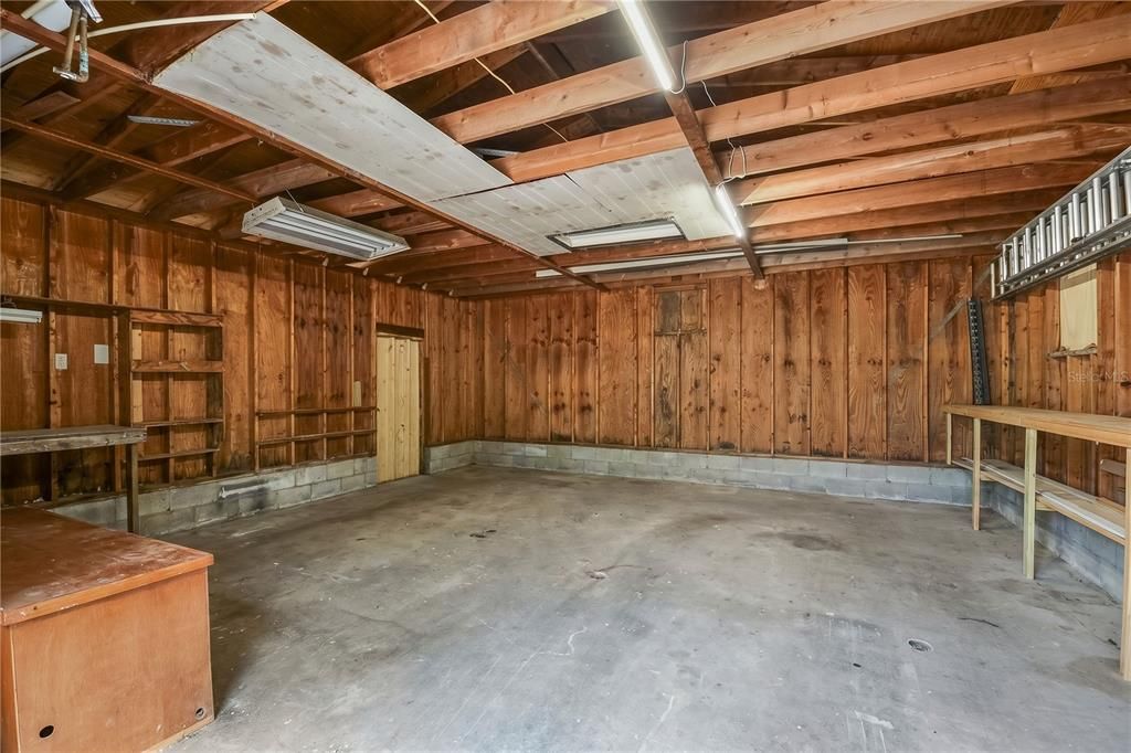 En Venta: $575,000 (3 camas, 3 baños, 2450 Pies cuadrados)