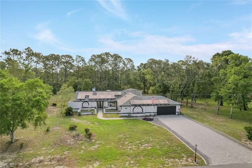 En Venta: $575,000 (3 camas, 3 baños, 2450 Pies cuadrados)