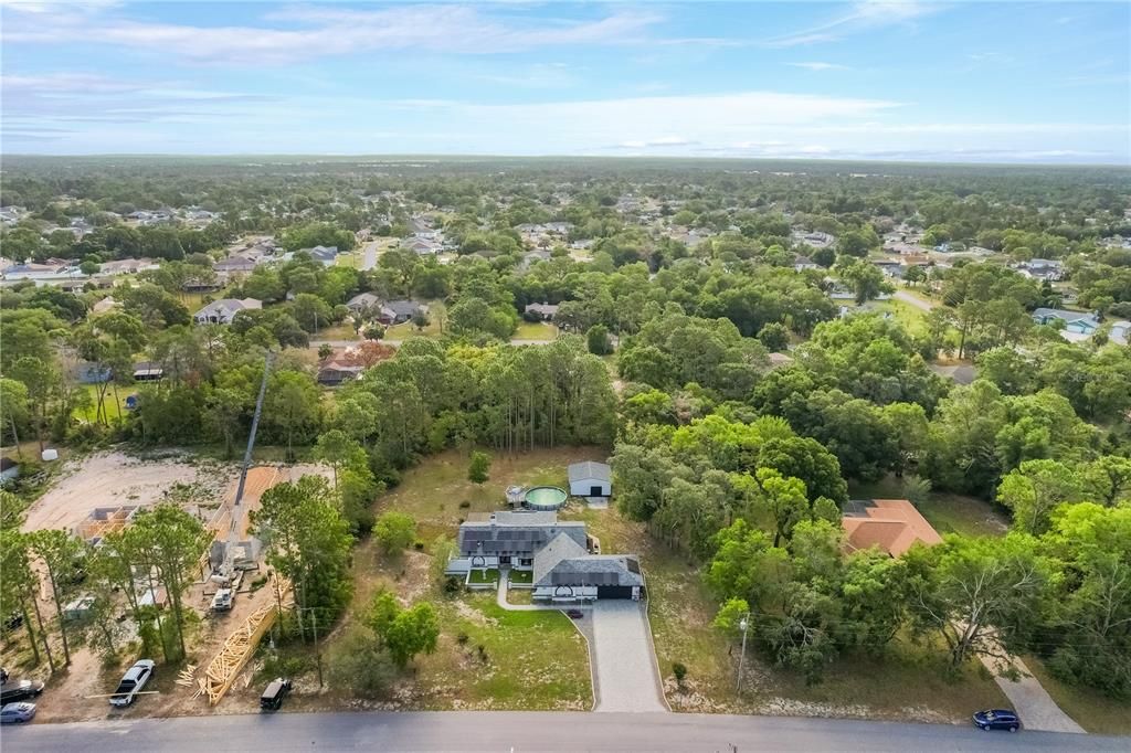 En Venta: $575,000 (3 camas, 3 baños, 2450 Pies cuadrados)