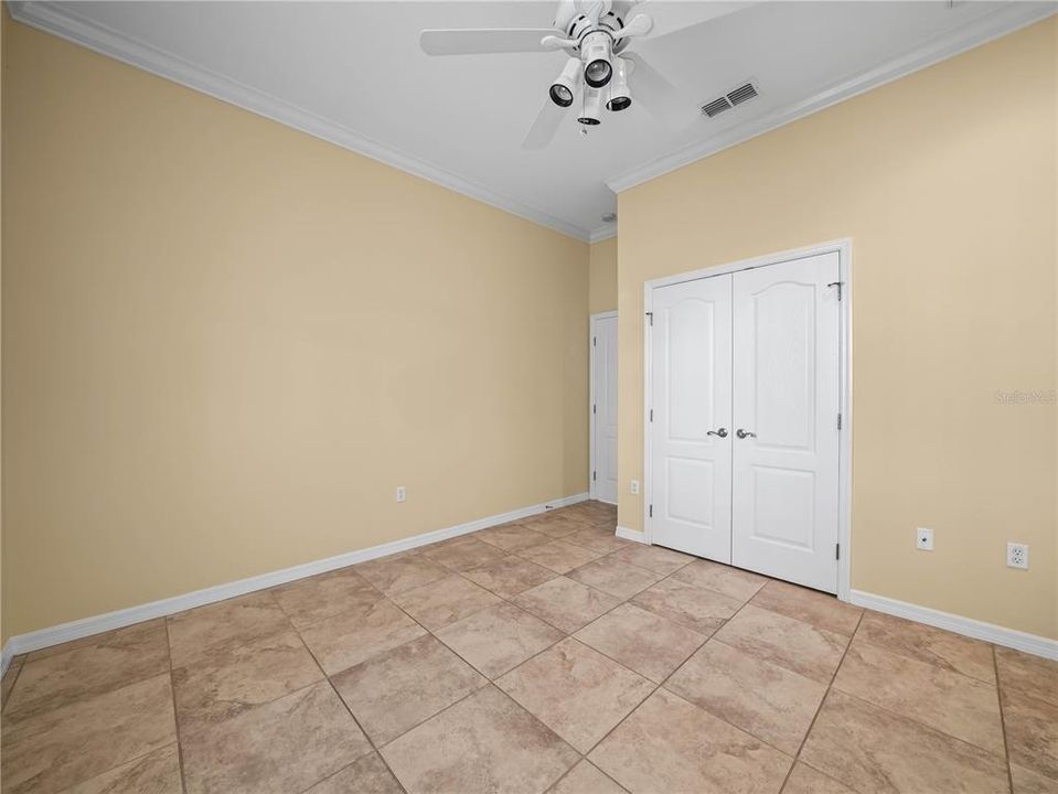 For Sale: $799,000 (3 beds, 3 baths, 2940 Square Feet)