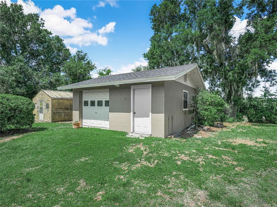 For Sale: $799,000 (3 beds, 3 baths, 2940 Square Feet)