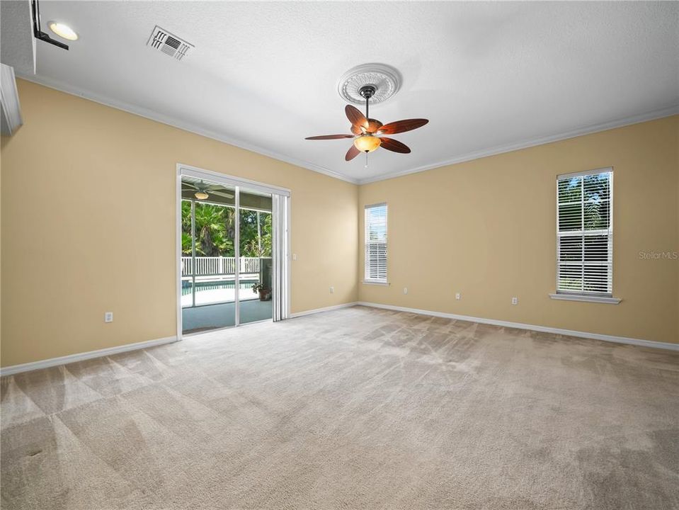 For Sale: $799,000 (3 beds, 3 baths, 2940 Square Feet)