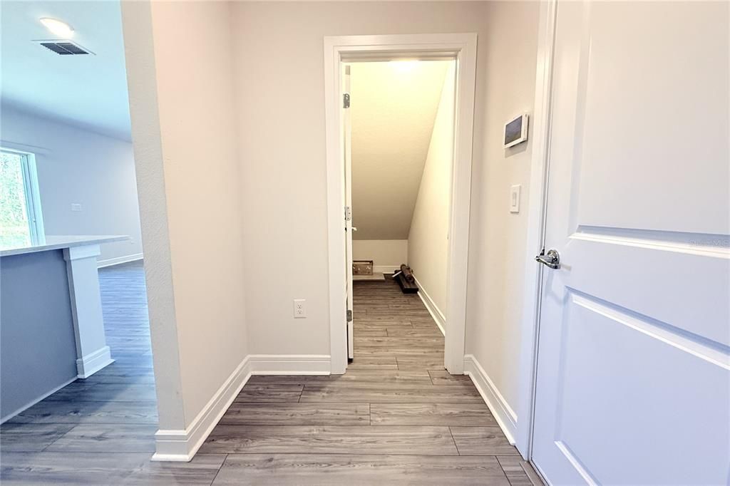 For Rent: $3,000 (5 beds, 3 baths, 2386 Square Feet)