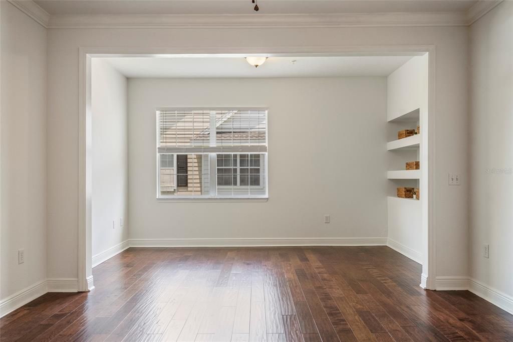 For Sale: $297,900 (3 beds, 2 baths, 1453 Square Feet)
