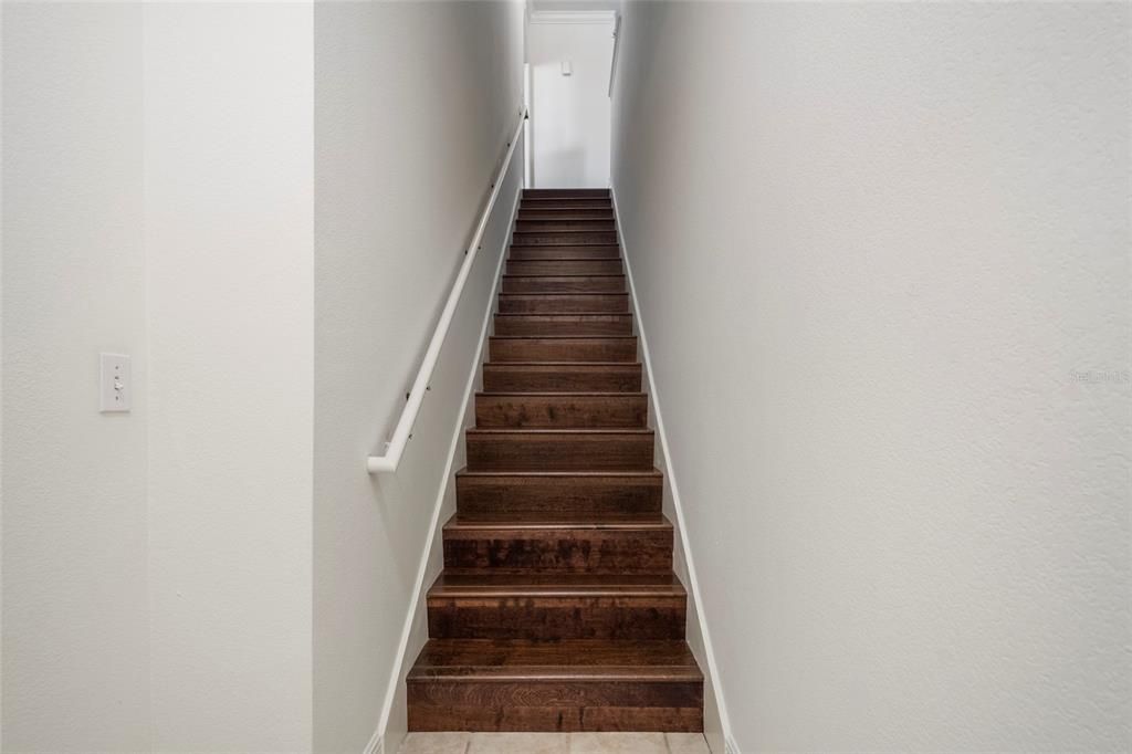 For Sale: $297,900 (3 beds, 2 baths, 1453 Square Feet)