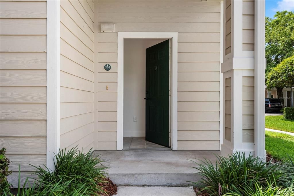 For Sale: $297,900 (3 beds, 2 baths, 1453 Square Feet)