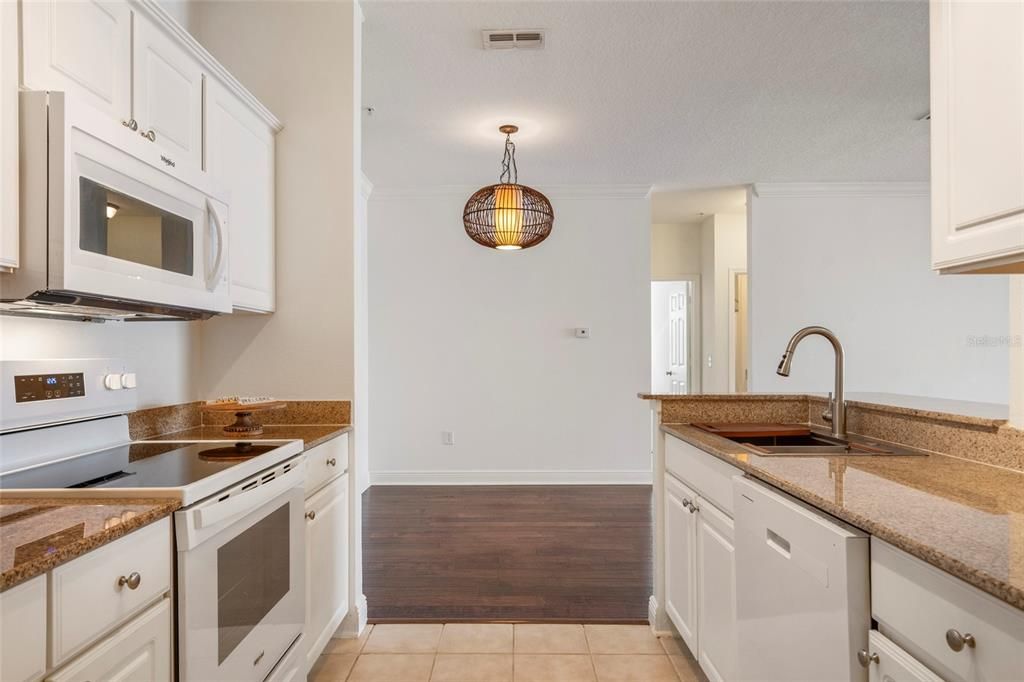 For Sale: $297,900 (3 beds, 2 baths, 1453 Square Feet)