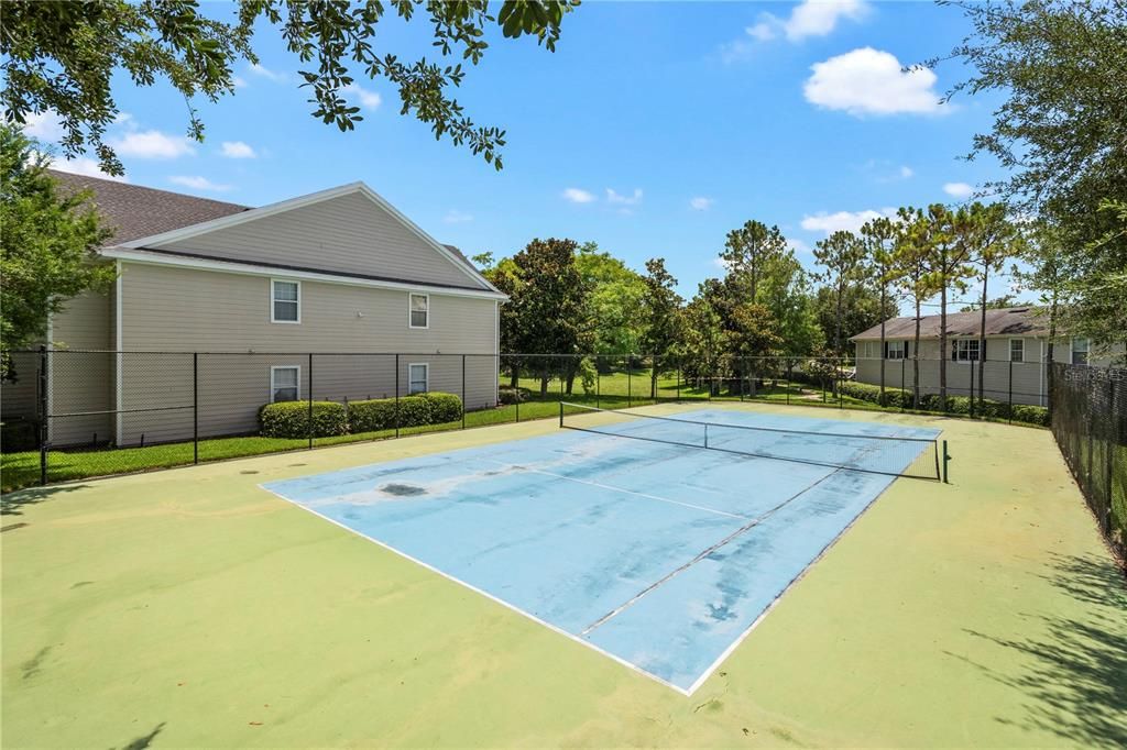 For Sale: $297,900 (3 beds, 2 baths, 1453 Square Feet)