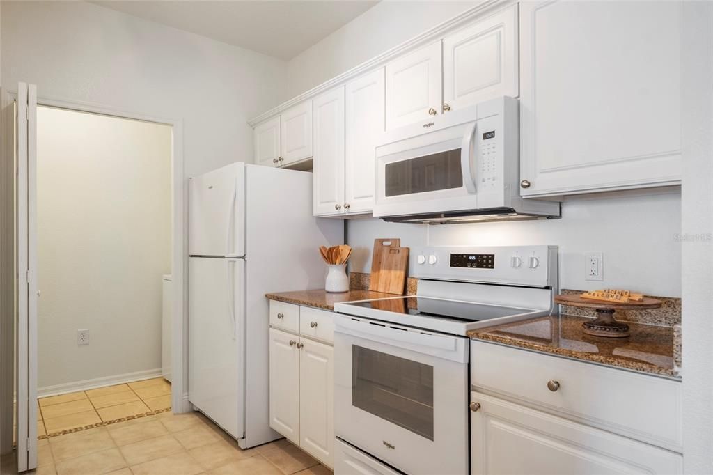 For Sale: $297,900 (3 beds, 2 baths, 1453 Square Feet)