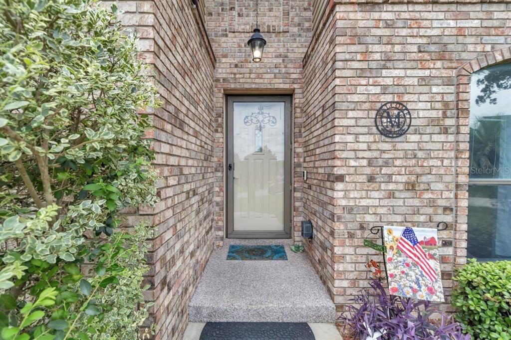 For Sale: $385,900 (3 beds, 3 baths, 1972 Square Feet)