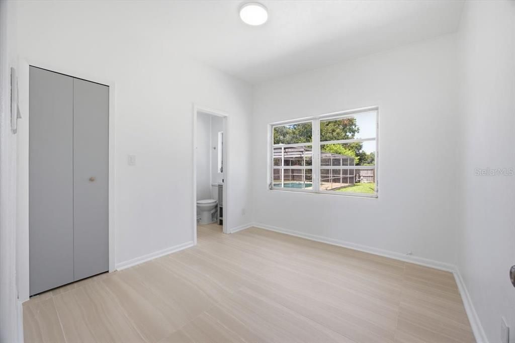 Activo con contrato: $450,000 (3 camas, 2 baños, 1380 Pies cuadrados)