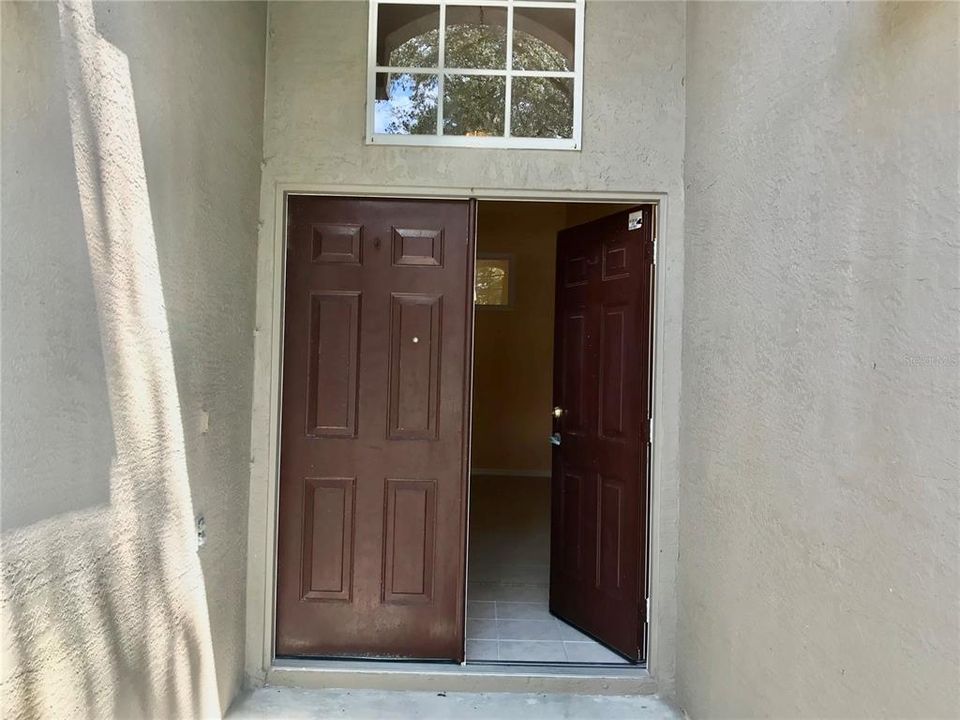 For Rent: $2,350 (3 beds, 2 baths, 1559 Square Feet)