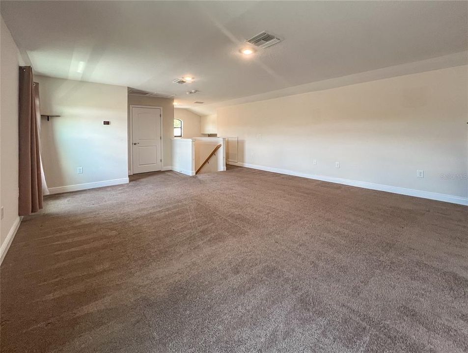 For Sale: $495,000 (4 beds, 3 baths, 2490 Square Feet)