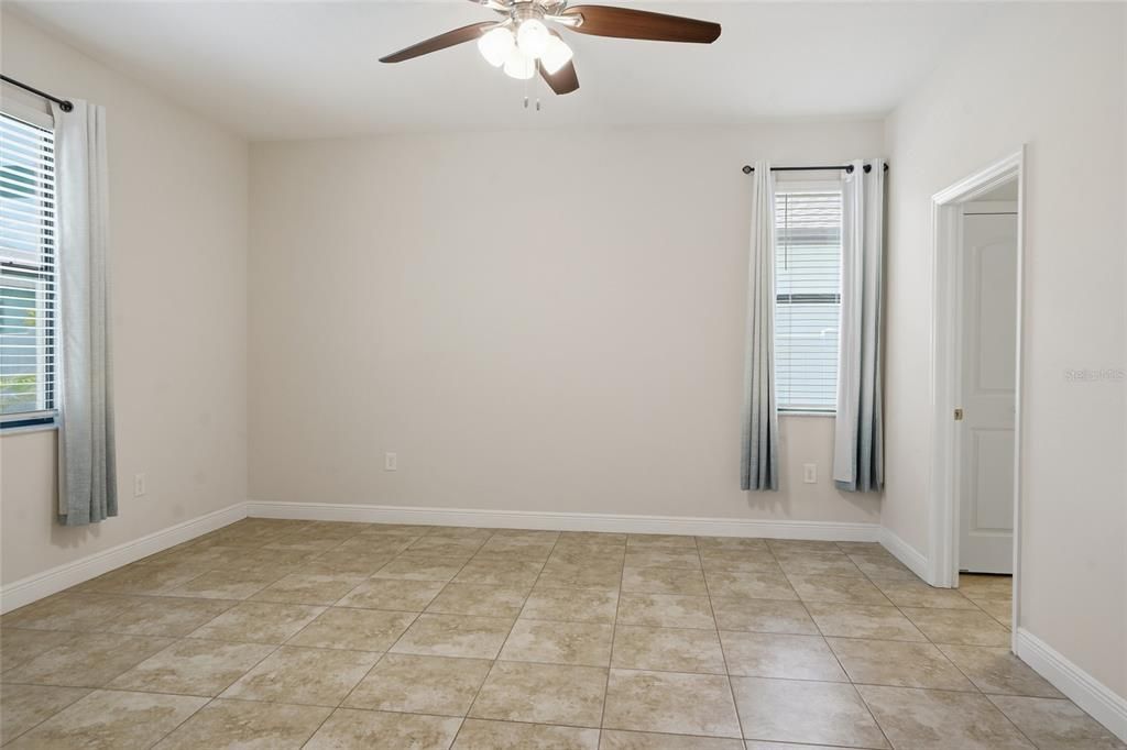 For Sale: $495,000 (4 beds, 3 baths, 2490 Square Feet)