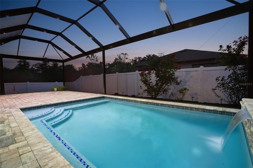 For Sale: $495,000 (4 beds, 3 baths, 2490 Square Feet)