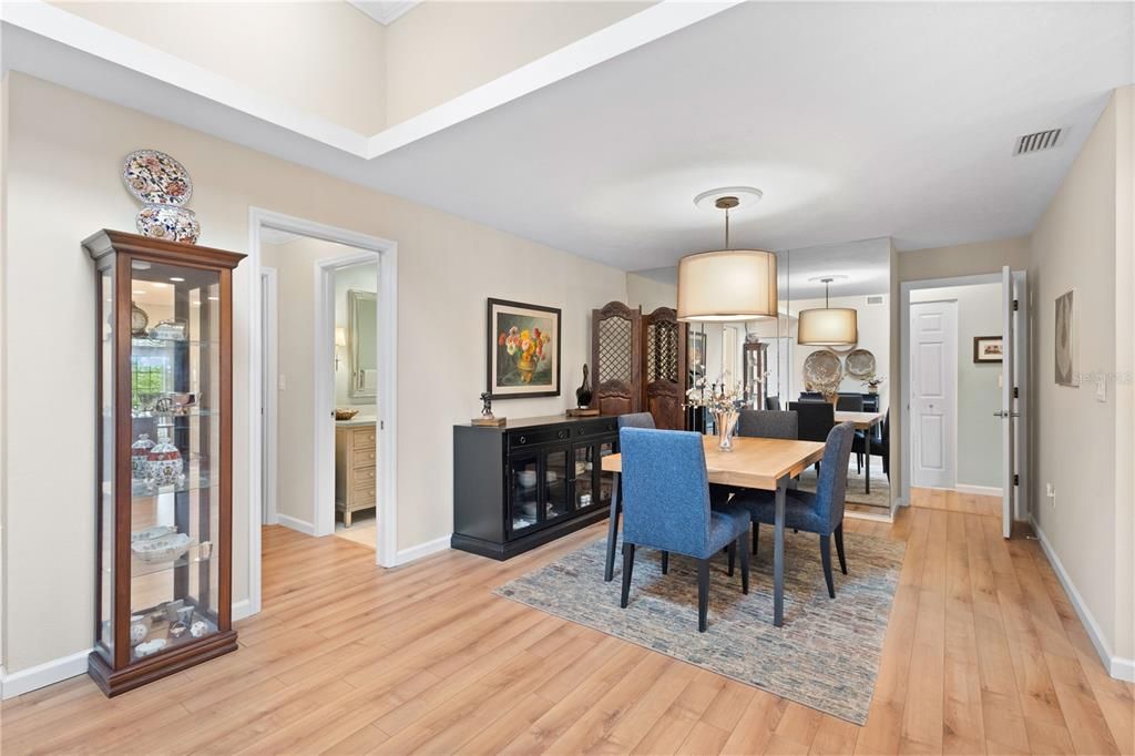 For Sale: $550,000 (3 beds, 2 baths, 2025 Square Feet)