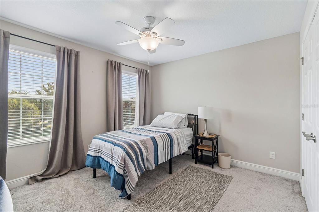 For Sale: $600,000 (4 beds, 3 baths, 2572 Square Feet)
