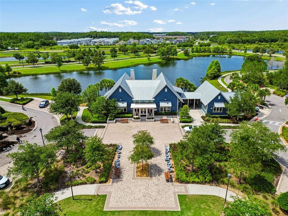 For Sale: $600,000 (4 beds, 3 baths, 2572 Square Feet)