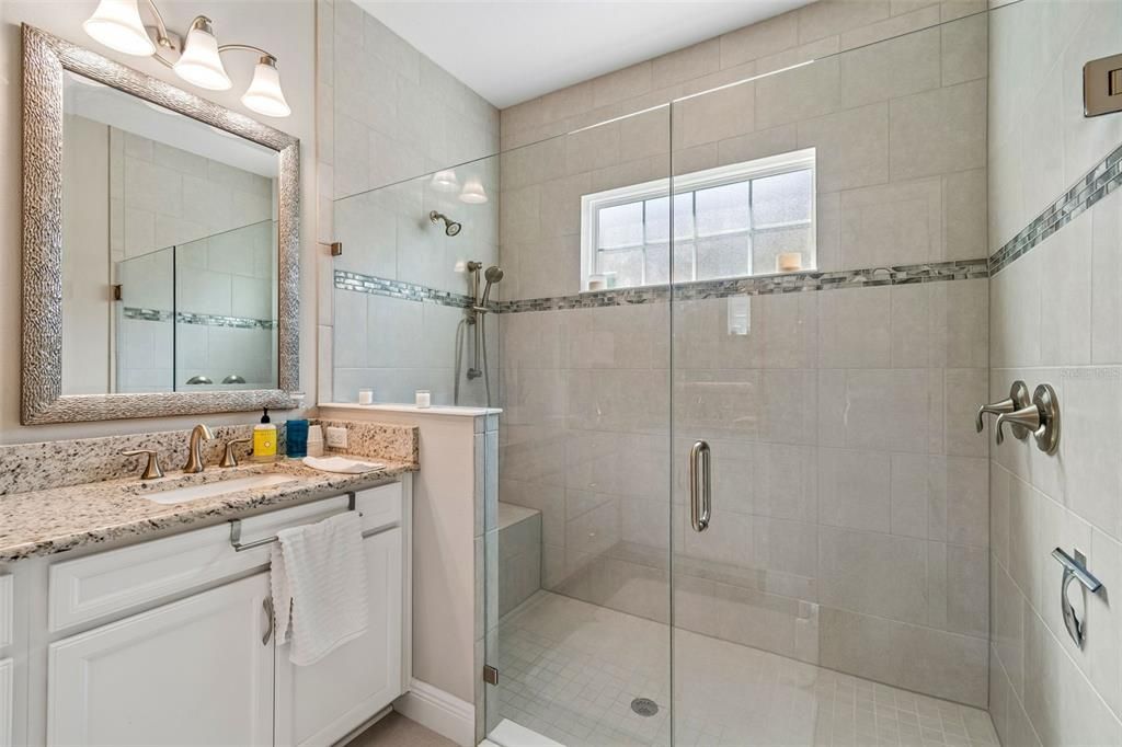 For Sale: $600,000 (4 beds, 3 baths, 2572 Square Feet)