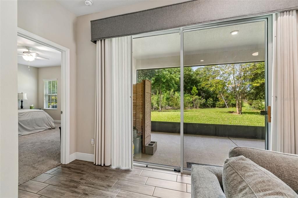 For Sale: $600,000 (4 beds, 3 baths, 2572 Square Feet)