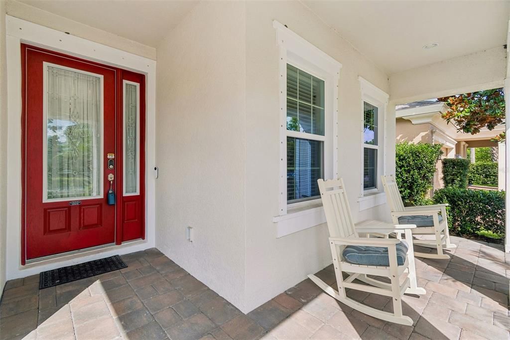 For Sale: $600,000 (4 beds, 3 baths, 2572 Square Feet)