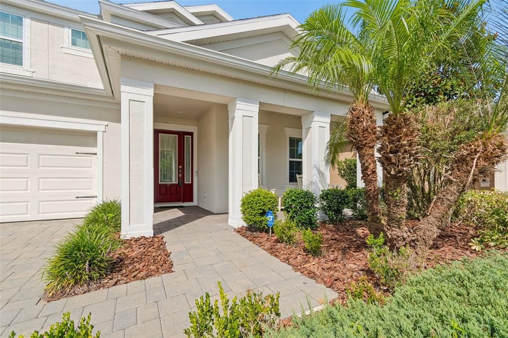 For Sale: $600,000 (4 beds, 3 baths, 2572 Square Feet)