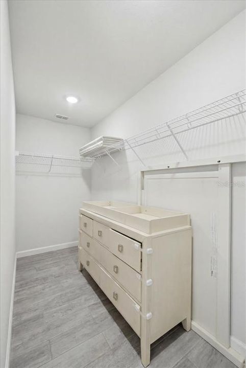 : $475,000 (4 beds, 3 baths, 2204 Square Feet)