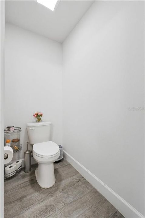 : $475,000 (4 beds, 3 baths, 2204 Square Feet)