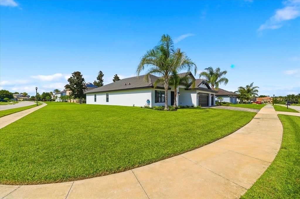 : $475,000 (4 beds, 3 baths, 2204 Square Feet)