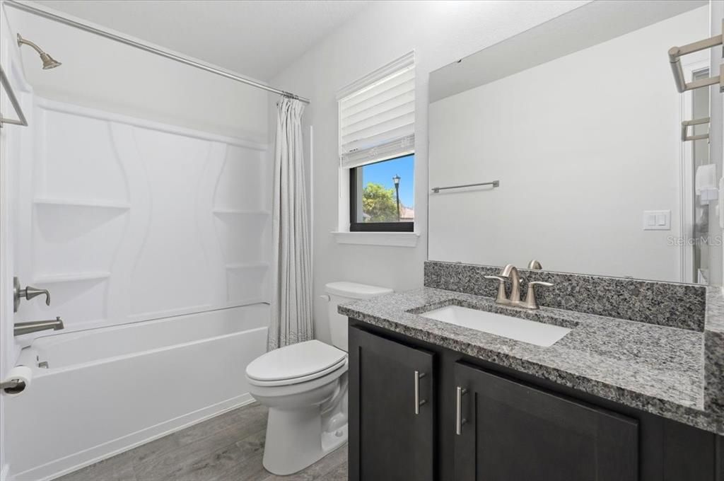 : $475,000 (4 beds, 3 baths, 2204 Square Feet)