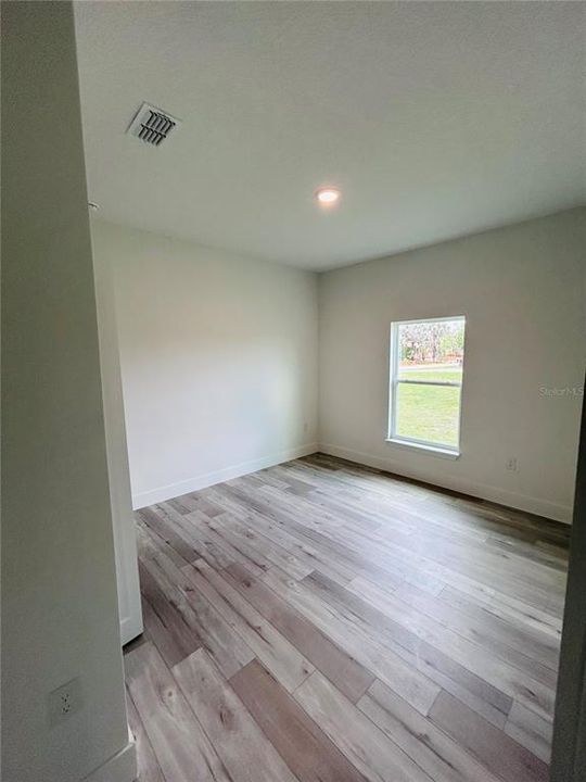 For Sale: $419,990 (3 beds, 3 baths, 1968 Square Feet)
