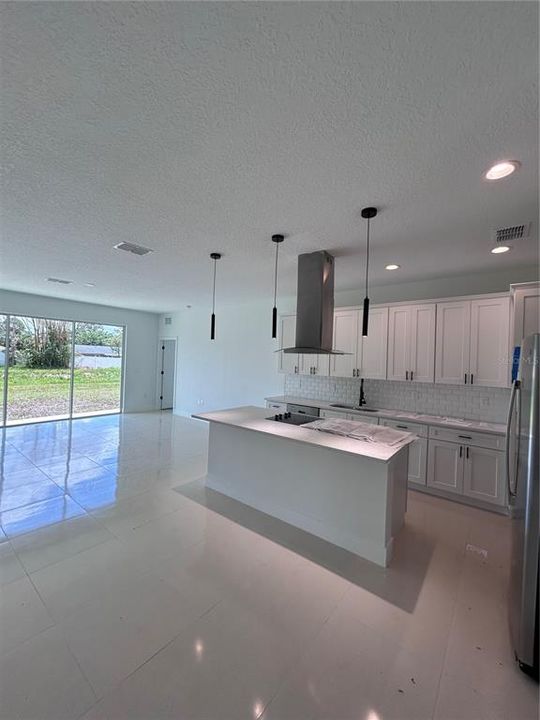 For Sale: $419,990 (3 beds, 3 baths, 1968 Square Feet)