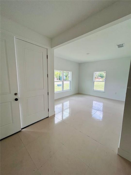 For Sale: $419,990 (3 beds, 3 baths, 1968 Square Feet)