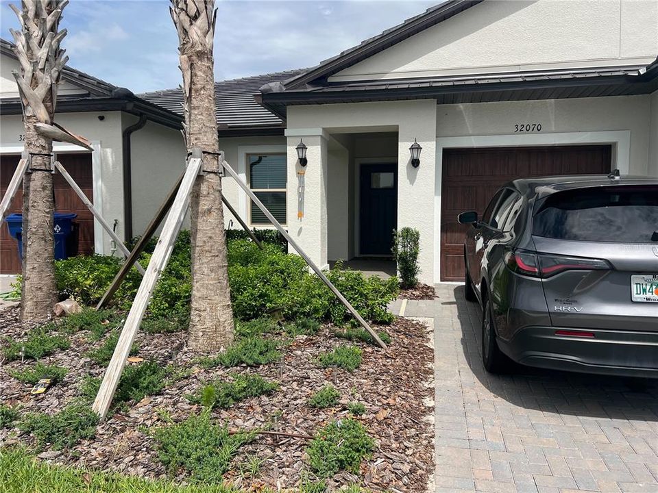 For Sale: $269,900 (2 beds, 2 baths, 1405 Square Feet)