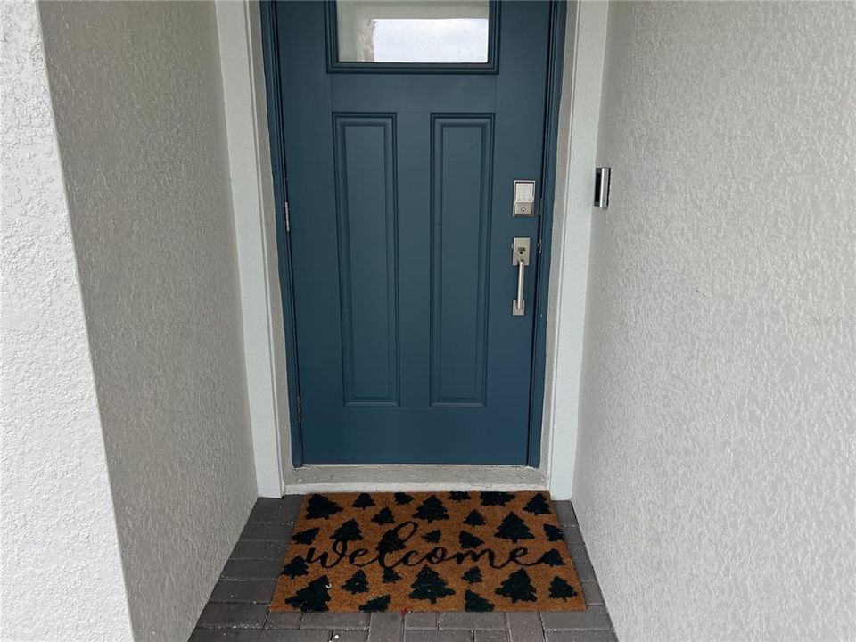 For Sale: $269,900 (2 beds, 2 baths, 1405 Square Feet)