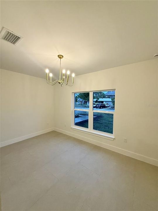 For Sale: $535,000 (4 beds, 2 baths, 1947 Square Feet)