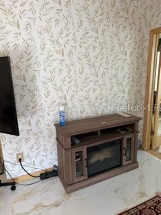 На продажу: $244,000 (2 спален, 2 ванн, 1400 Квадратных фут)