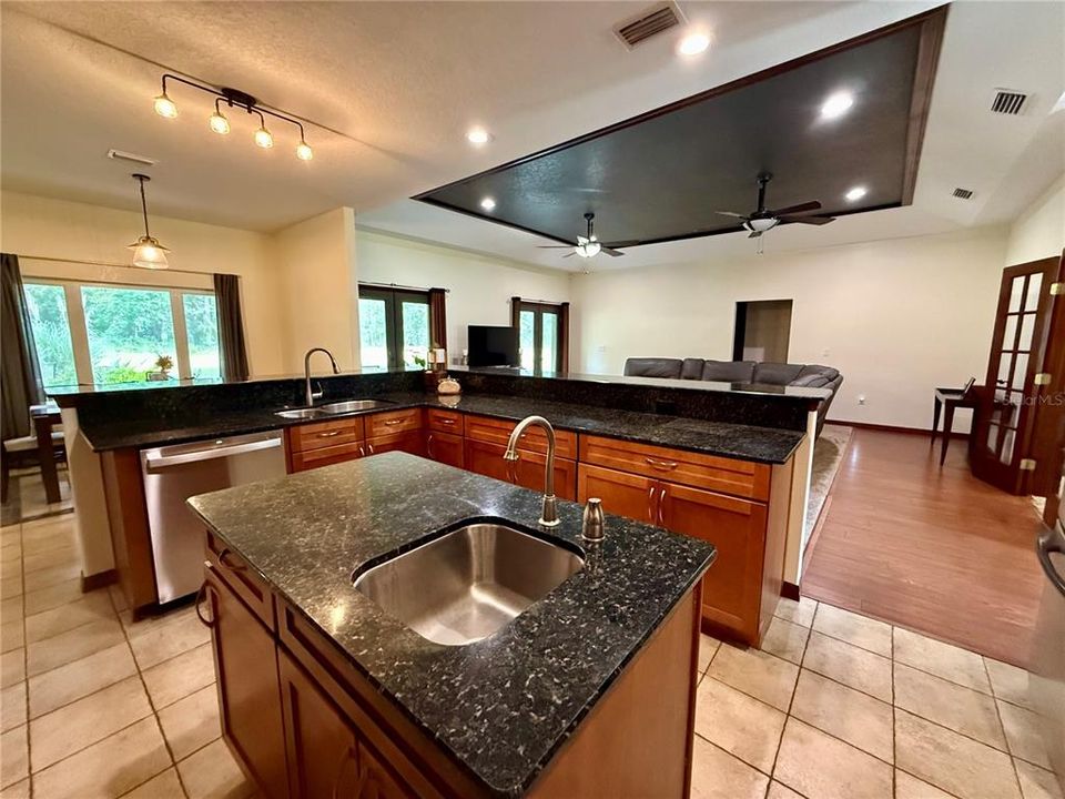 For Sale: $449,900 (3 beds, 2 baths, 2343 Square Feet)