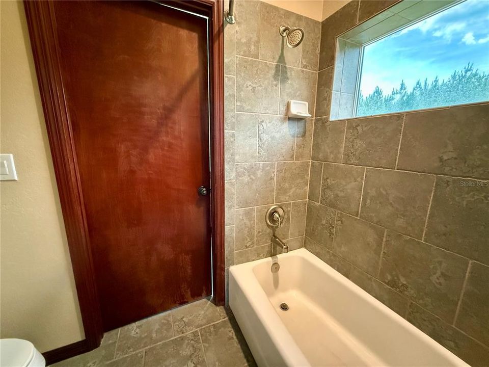 For Sale: $449,900 (3 beds, 2 baths, 2343 Square Feet)